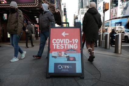 Revelan que nueva subvariante del COVID “BA.2” es más contagiosa: ¿Qué se sabe?