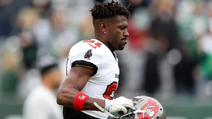 Analista de televisión criticado fuertemente por comentarios sobre Antonio Brown: ¿Qué dijo?