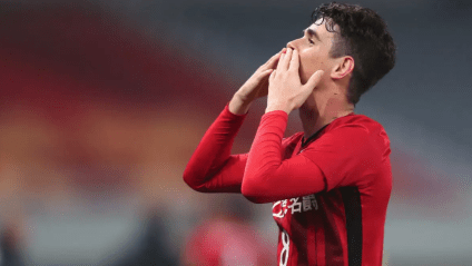 Oscar: ‘El Barcelona habló con mi representante’
