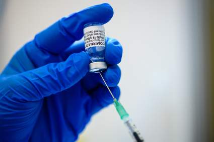 COVID-19: Pfizer pide aplicar su vacuna a menores de 5 años