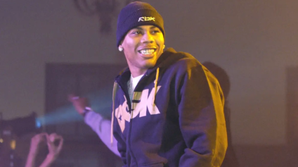 El rapero Nelly está envuelto en polémica tras video íntimo en sus Stories de Instagram