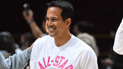FOTO: Imagen del entrenador del Miami Heat con sus hijos se vuelve viral: ¿Qué hacía?