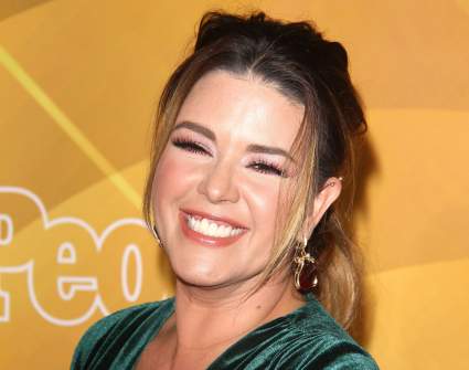 Alicia Machado modela como toda una Miss Universo [VIDEO]