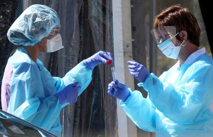 Reportan casi 80 millones de contagios de COVID en Estados Unidos