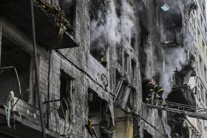 Ucrania: 35 muertos tras bombardeo a base militar – Imágenes