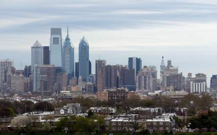 En Filadelfia toman polémica medida tras nuevo brote de COVID: ¿Qué hicieron?