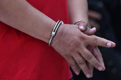 Florida: Hombre pasa en prisión más de 30 años por error – El caso