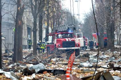 Ucrania: Misiles destruyen una cocina humanitaria – Imágenes impactantes