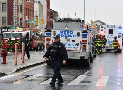 NYPD busca a autor de ataque en metro en Nueva York: ¿Fue ataque terrorista?