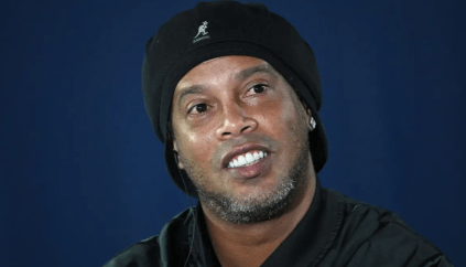 Ronaldinho dejó saber quién quiere que fiche el Barcelona: ¿Quién es?