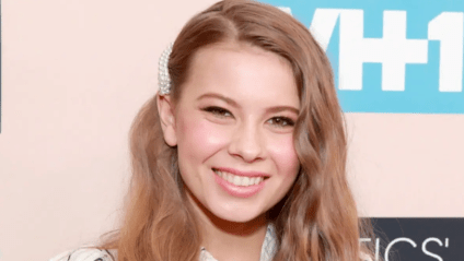 IMÁGENES: Bindi Irwin comparte fotos de su hija que recién camina