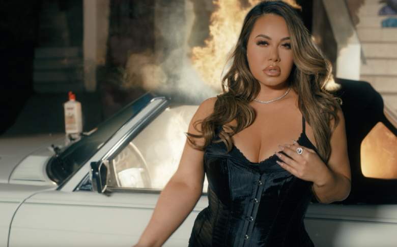 Chiquis estrena el video musical "El Honor" (+MÍRALO AQUÍ)