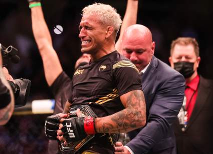 Gran controversia tras pesaje para pelea estelar de cartelera de UFC: ¿Qué ocurrió?