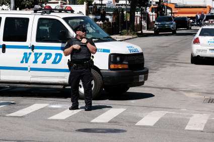 Tragedia en Queens: Mujer muere atropellada por camión: Florence Ngwu – VIDEO