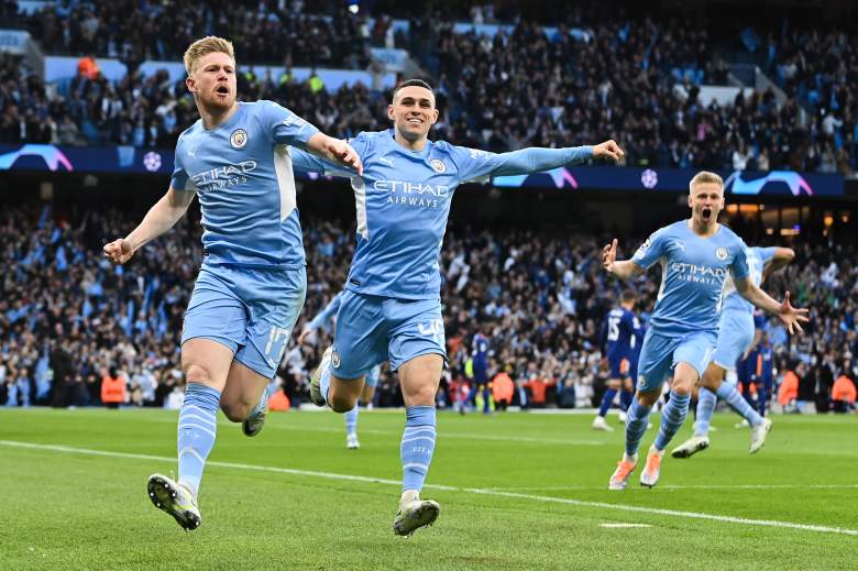 Kevin De Bruyne del Manchester City celebra después de marcar el primer gol de sus lados durante el partido de la primera etapa de la semifinal de la UEFA Champions League entre el Manchester City y el Real Madrid en el Etihad Stadium el 26 de abril de 2022 en Manchester, Inglaterra.