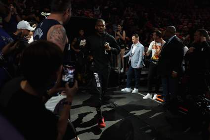 Fanáticos de los Mavericks fueron removido tras acosar a familia de Chris Paul: ¿Qué ocurrió?