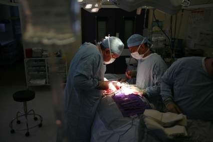 Vivió 6 años con el pene en su brazo y una operación le cambia la vida: ¿Cómo fue?