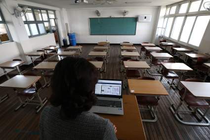 Inglaterra: Suspenden a una profesora que instó a sus alumnos a tomarse fotos eróticas