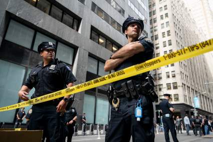 Tragedia en Nueva York: Niño de 3 años muere al caer del balcón de un piso 29