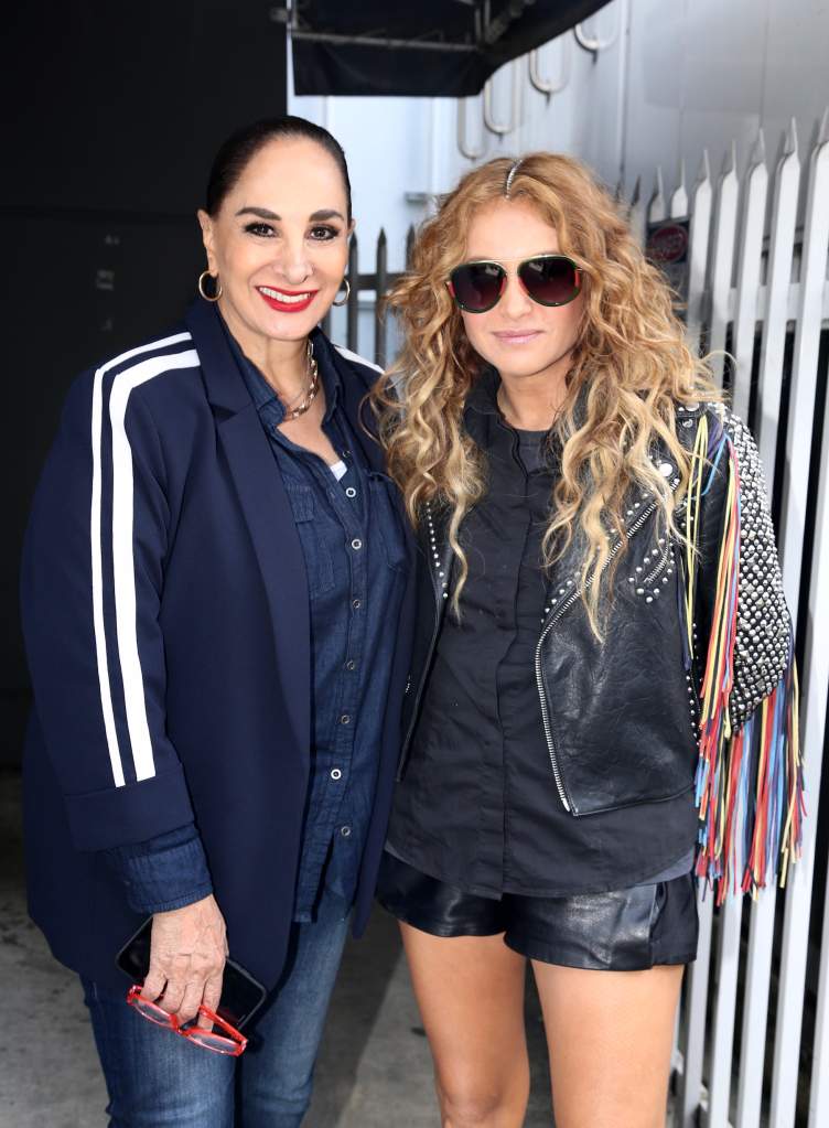 Paulina Rubio y su mamá Susana Dosamantes