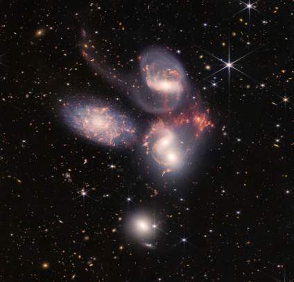 Telescopio James Webb: La galaxia que está a 500 millones de años luz de la Tierra