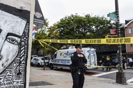 Conmoción en Nueva York: Madre latina se suicida dentro de un refugio familiar