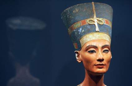 Nefertiti: ¿Tumba de la reina egipcia está oculta en cámara funeraria de Tutankamón?