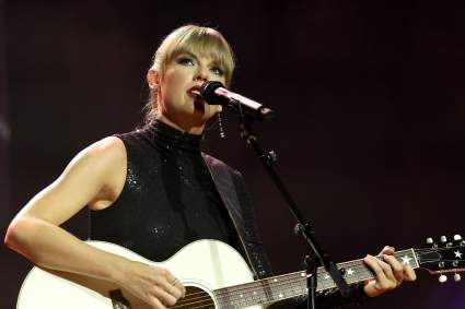 Taylor Swift junto a modelo trans en nuevo video musical: ¿Quién es Laith Ashley?
