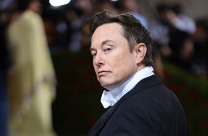 Elon Musk es abucheado en un show: El video que avergüenza al dueño de Twitter