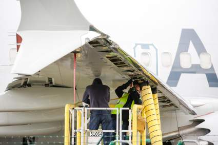 Tragedia en Alabama: Operario de aeropuerto muere succionado por turbina de avión