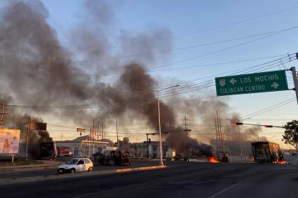 Culiacán bajo fuego: Avión de Aeroméxico es atacado a balazos – Imagenes fuertes