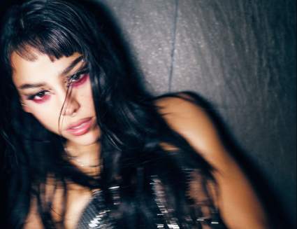 Danna Paola brinda por la vida en “1 Trago” [VIDEO]