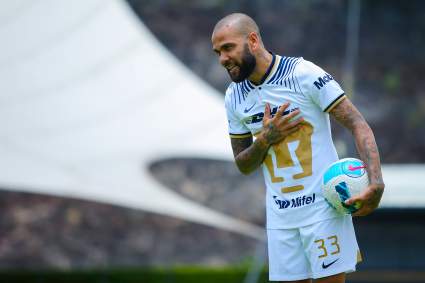Dani Alves declaró ante la jueza y volvió a cambiar su versión: “Fue sexo consentido”