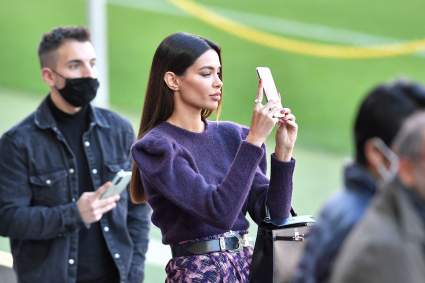 Un seguidor de Joana Sanz insultó a Dani Alves: La dura respuesta de la modelo