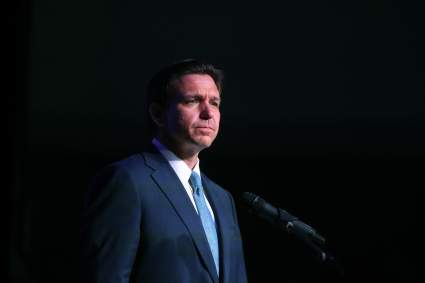 Ron DeSantis abandona la carrera presidencial de 2024