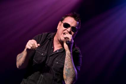 Muere Steve Harwell, vocalista de Smash Mouth: ¿De qué falleció?