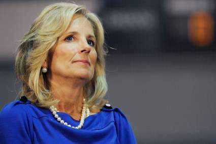 La primera dama Jill Biden da positivo a prueba de COVID