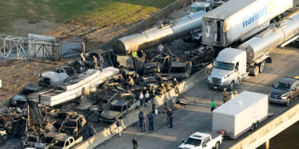 Choque múltiple entre 150 autos deja varios muertos y heridos en Louisiana