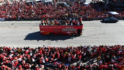 Tiroteo en desfile de los Kansas City Chiefs dejó 22 heridos