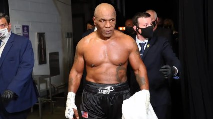 La leyenda del boxeo Mike Tyson planea regresar al ring