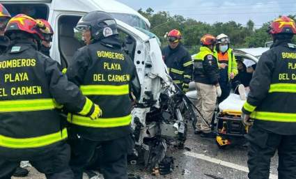 Mueren cinco argentinos en accidente en Playa del Carmen