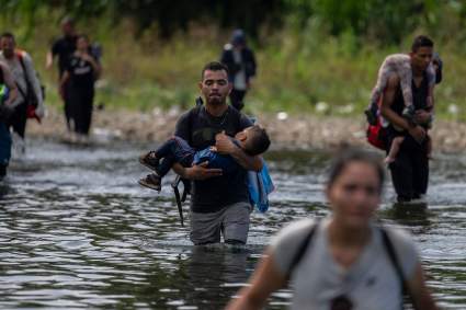 Paso del Darién: ¿por qué más migrantes se juegan la vida por esta ruta para llegar a EE.UU.?