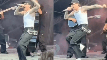Peso Pluma se fractura el pie durante un concierto [VIDEO]