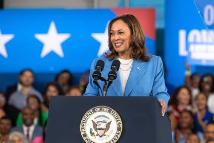 ¿Kamala Harris puede eliminar la deuda médica?