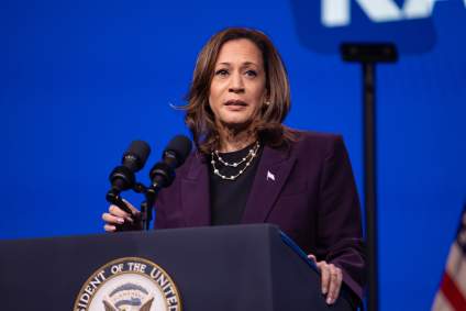 Disparos impactaron la oficina de campaña de Kamala Harris en Arizona