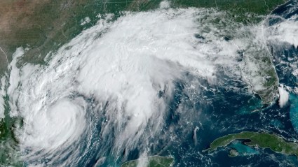 Se forma la tormenta tropical Francine en el golfo de México