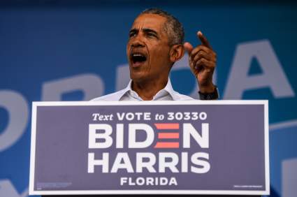 Barack Obama se une a Kamala Harris en los estados claves