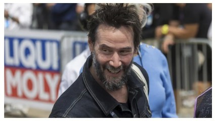 Keanu Reeves casi se estrella durante debut en Indianápolis Motor Speedway