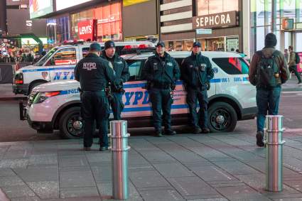 Adolescente ecuatoriano y sus amigos apuñalaron a hombre en New York