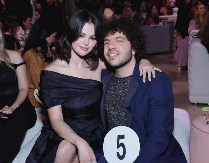 Selena Gómez se compromete con Benny Blanco: Mira su anillo